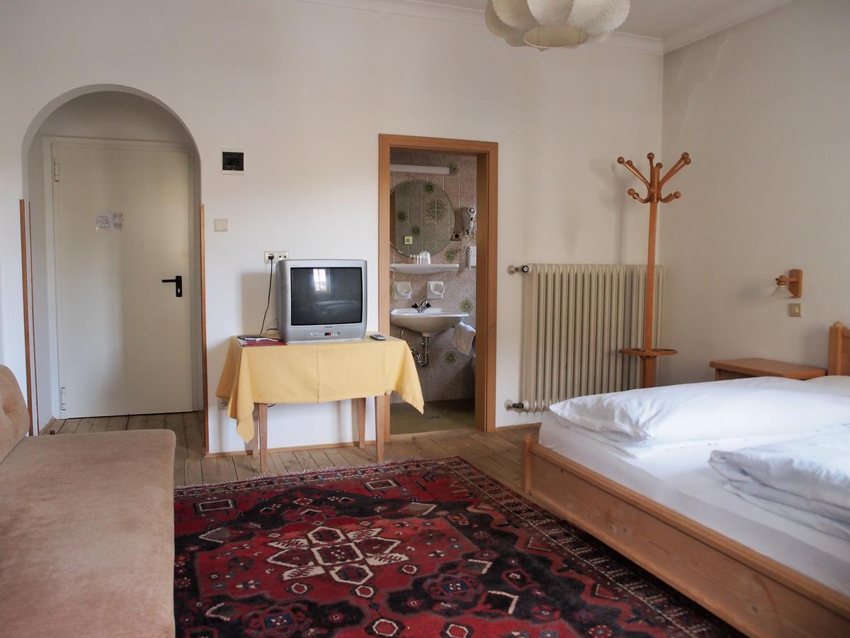 Hotel Bachmann Вилабаса Екстериор снимка